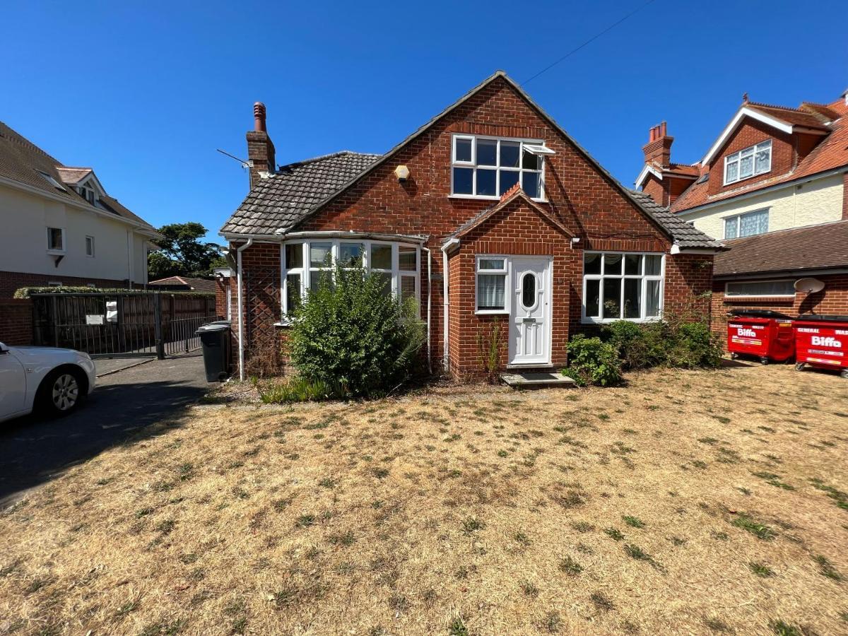 19A Stourwood Avenue Villa Bournemouth Exterior photo